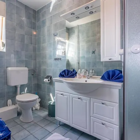 Antula Апартаменты Банёл