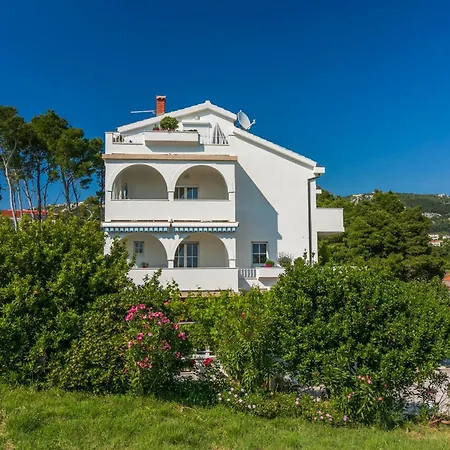 Апартаменты Antula