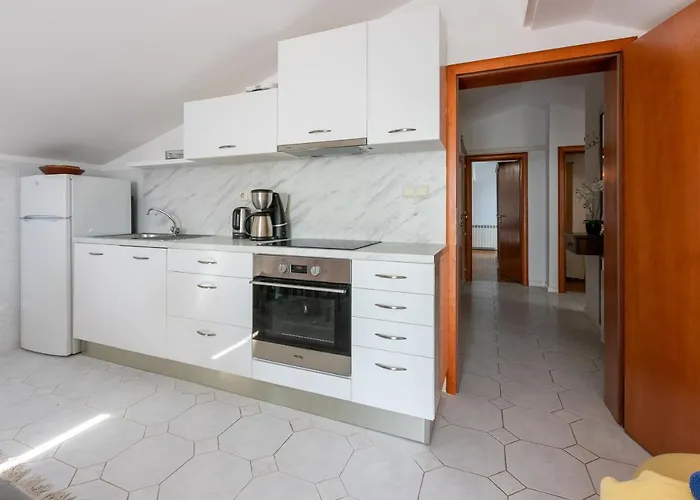 Antula Apartman Banjol